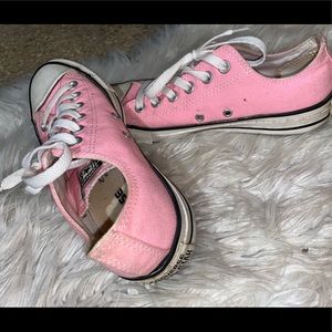 Pink converse